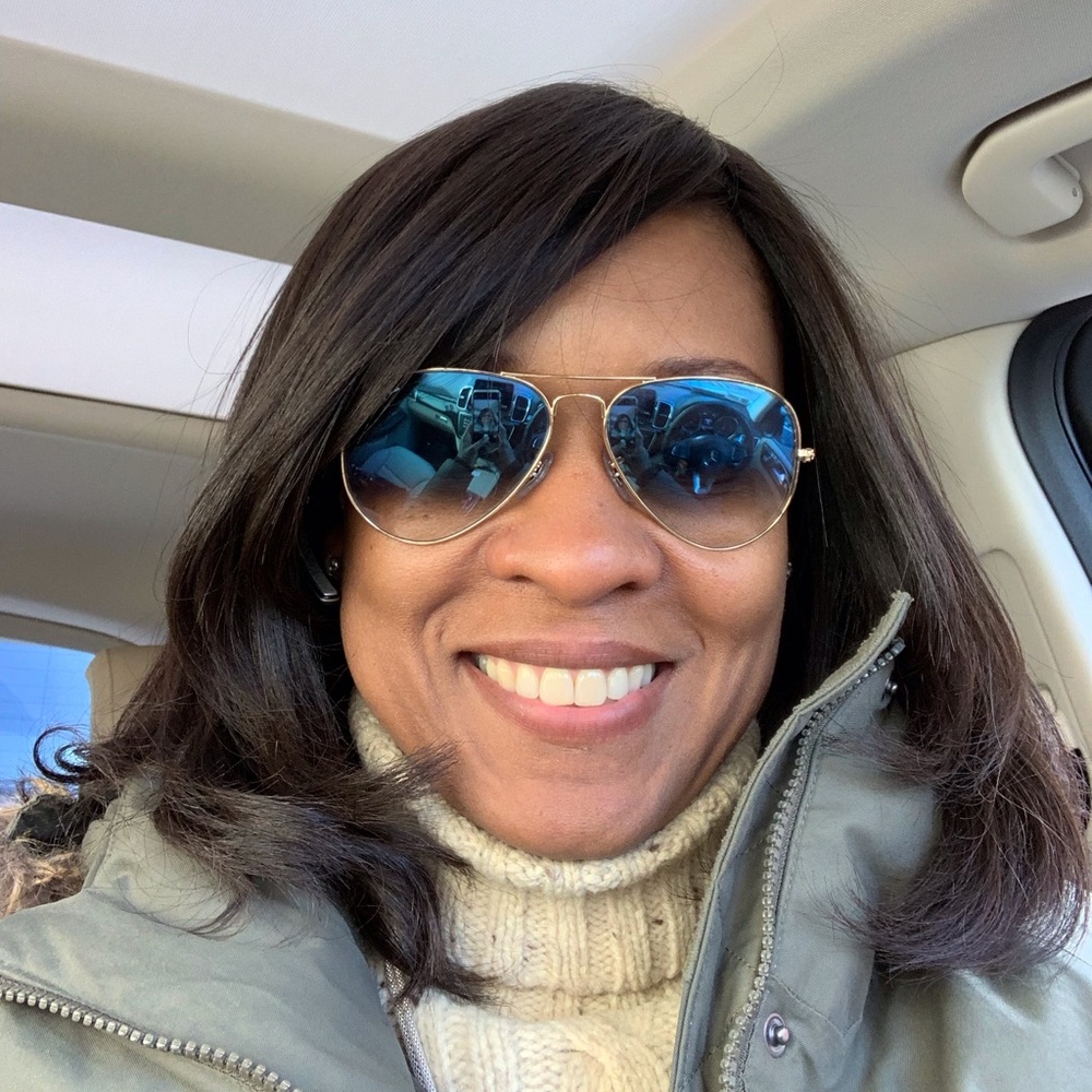 Meet your Posher, Jennifer